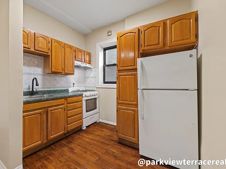 514 46th St #2B — Photo 14