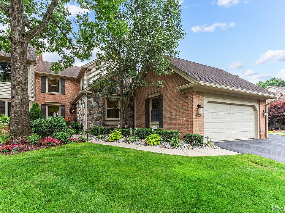 1st image of 4544 Golf View Dr