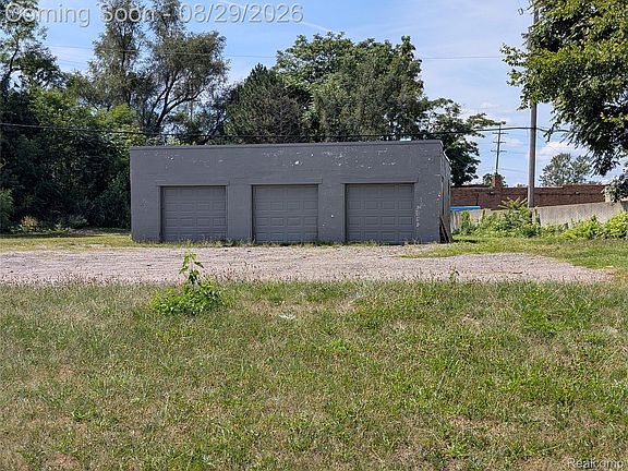2nd image of 421 N Paddock St