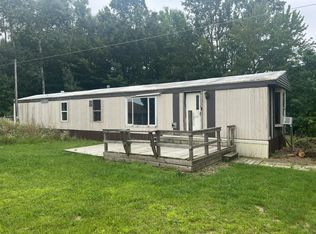 2450 N Maple Island Rd, Hesperia, MI 49421