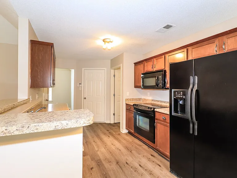 8347 Wild Dune Ln — Photo 6