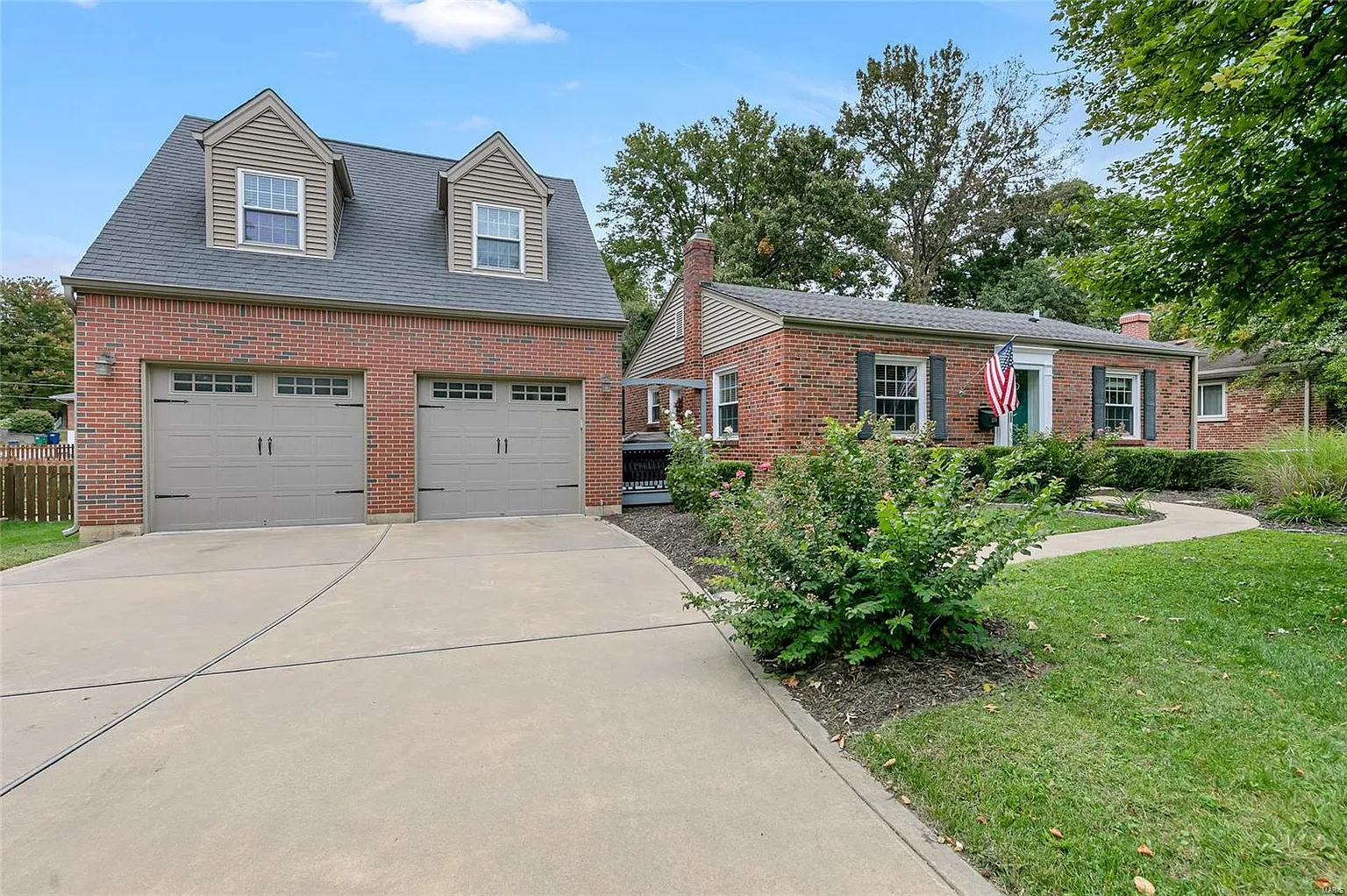 2516 Remington Ln photo 1