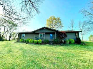32 Hilltop Dr, Morrilton, AR 72110