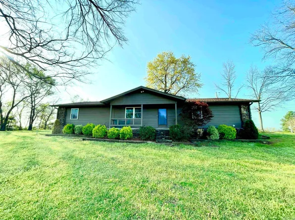 32 Hilltop Dr, Morrilton, AR 72110