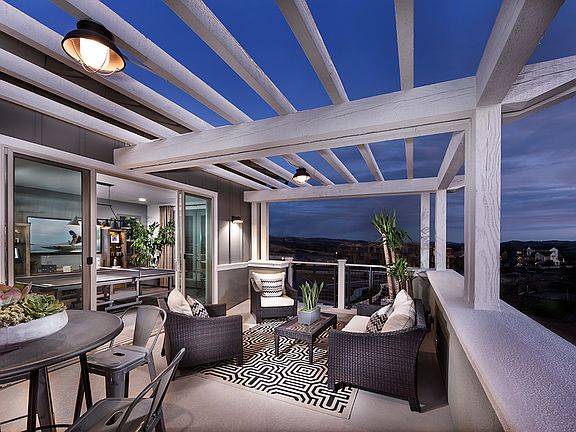 Veranda Residence 4, Rooftop Living