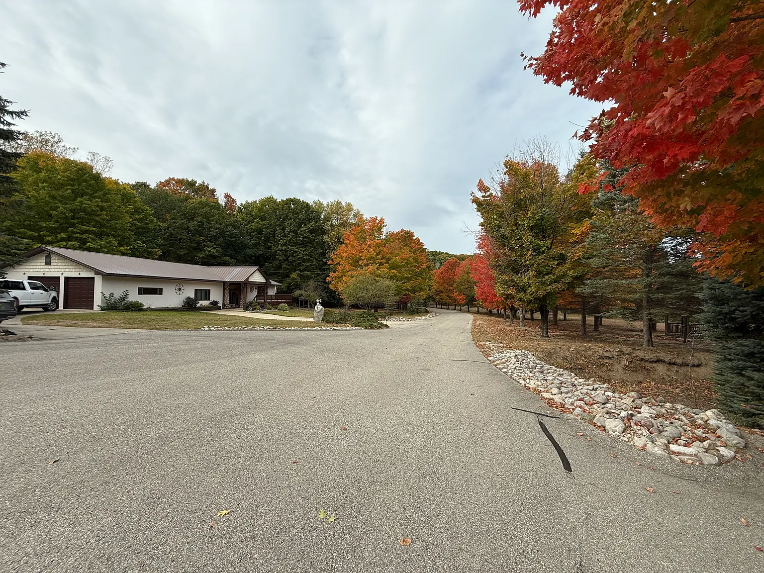 3 bed, 1791 sqft, $2,400 — Photo 3