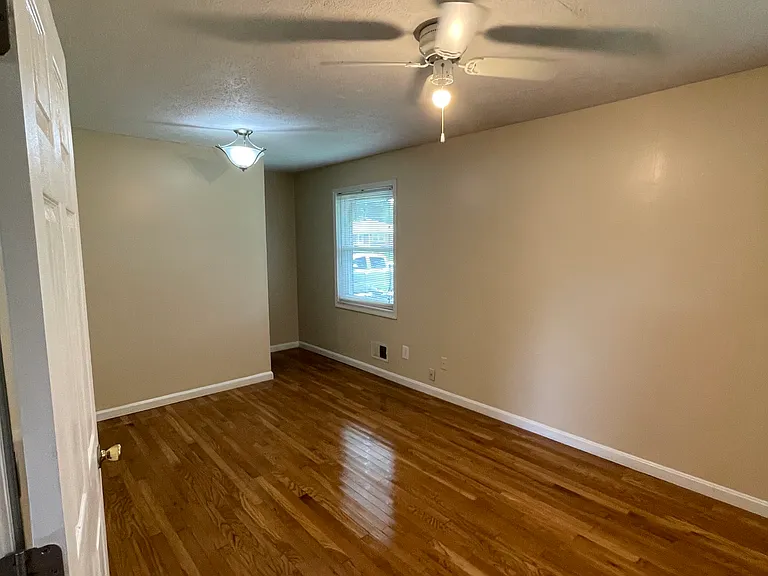 205 Federal Ct — Photo 10