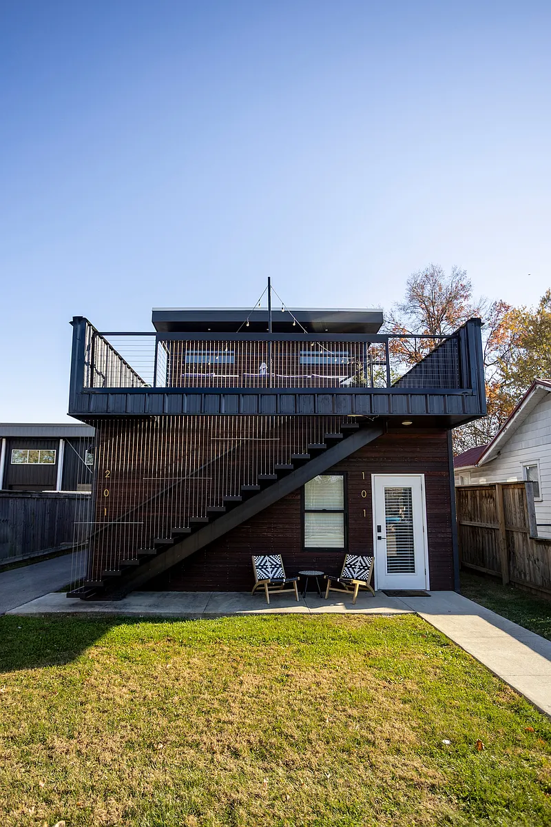 Building Photo - 742 Bellaire Ave #101