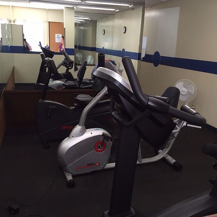 Exercise room with Sauna, dressing room & shower