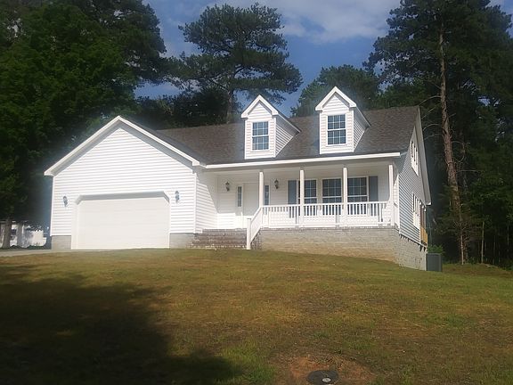 2nd image of 105 Leon Dr