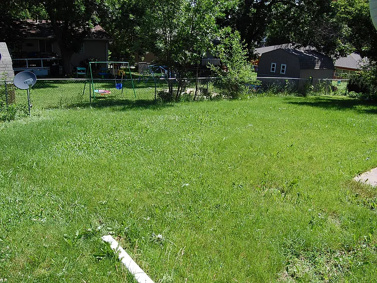 3724 Clover Circle — Photo 22