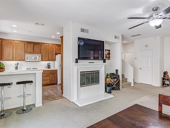5th image of 2746 Bellezza Way