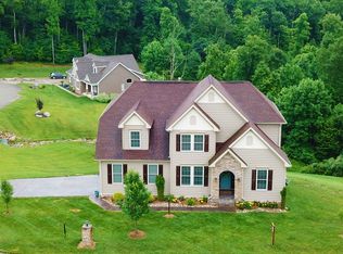512 Tappan Zee Ln, Morgantown, WV