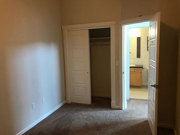 4th image of 1029 W 1st Ave APT 505