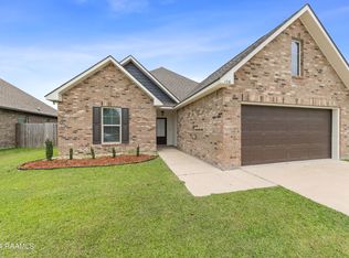106 Gentle Crescent Ln, Lafayette, LA 70506