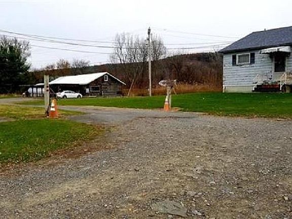 2nd image of 5666 State Route 30