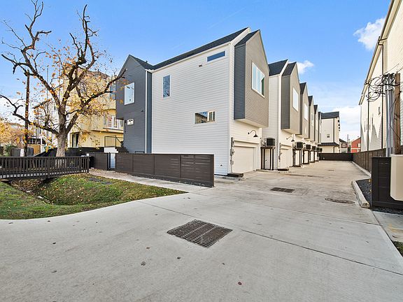 2nd image of 1218 W 24th St #A