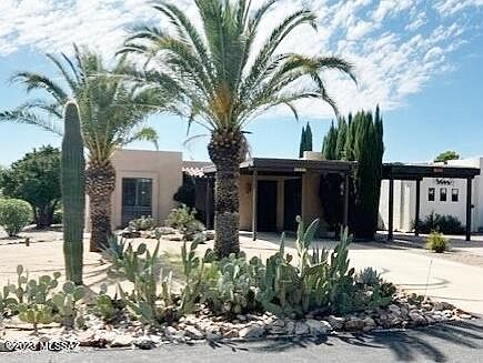 1st image of 1307 S Desert Meadows Cir