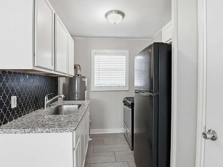 5010 Ennis St #3 — Photo 3