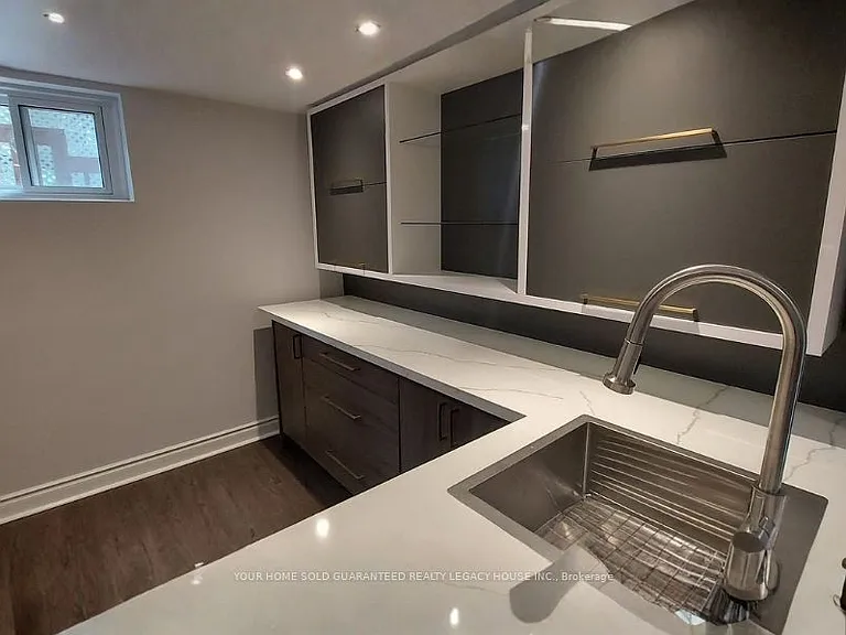 406 Orsi Ave #BASEMENT — Photo 10