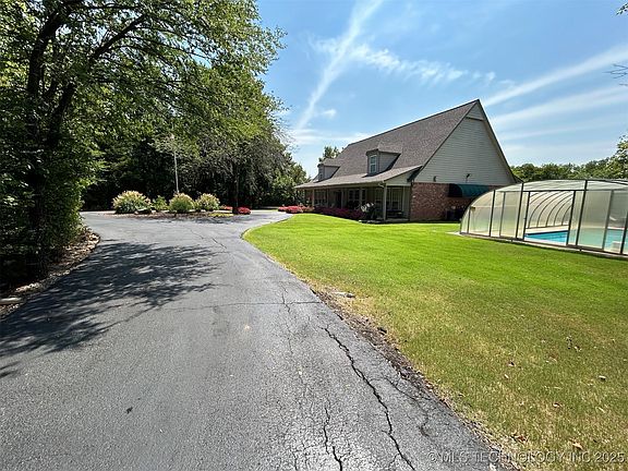 4th image of 7574 S 49th West Ave