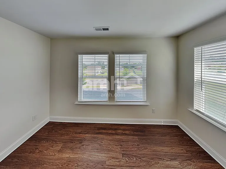 6177 Rosemore Ln — Photo 19