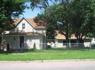 1201 State St, Augusta, KS 67010