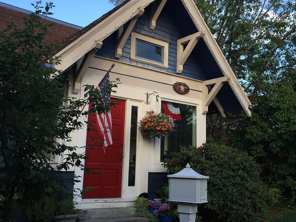 1st image of 952 Washington Ave