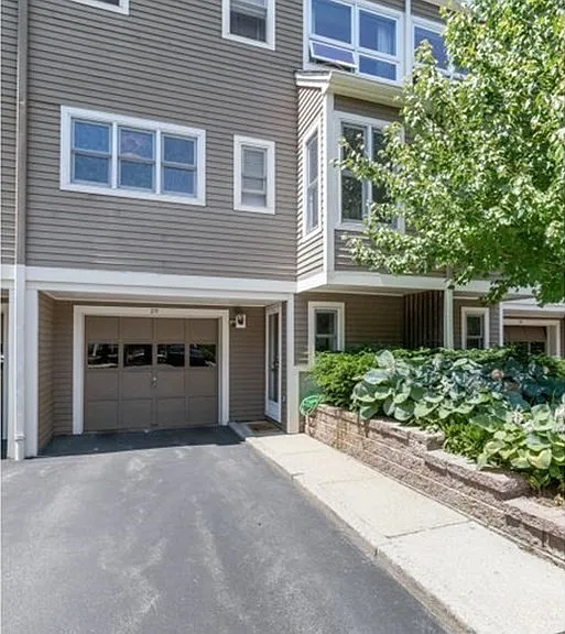29 Angela Ln #29 — Photo 19