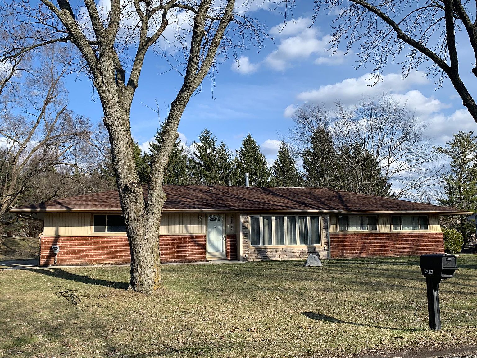 24826 Joseph Dr, Novi, MI 48375 Zillow