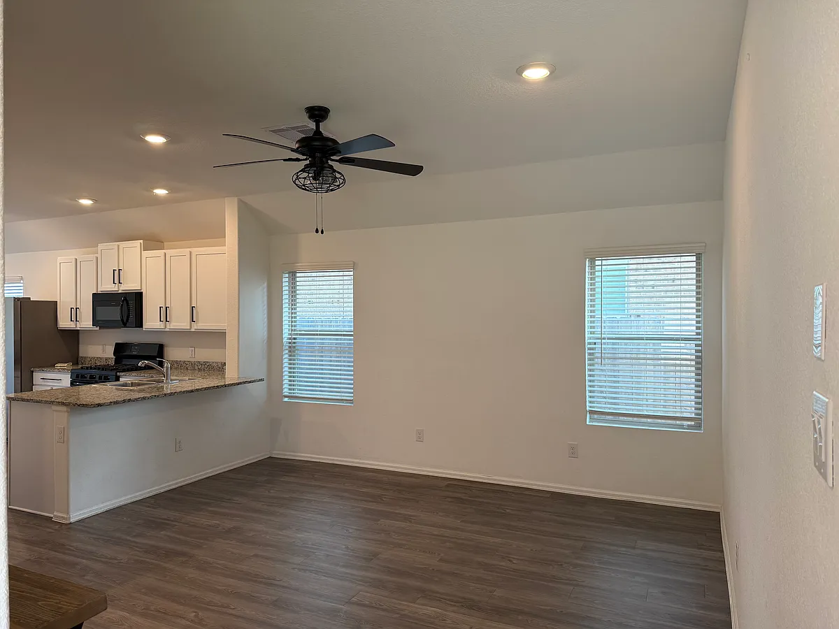 Building Photo - 3005 Kendrick Springs Ln