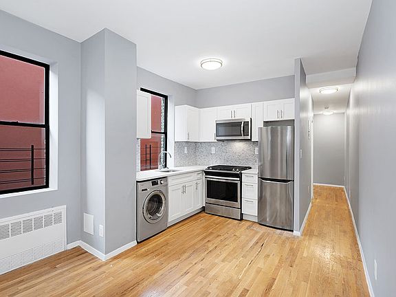 3rd image of 216 E 118th St APT 6B