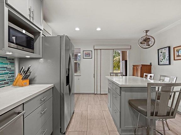 4th image of 60 Halili Ln APT 6M