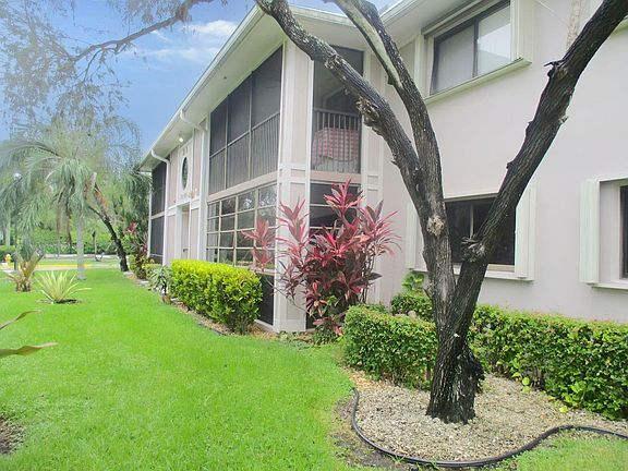 3rd image of 10909 W Clairmont Circle #103