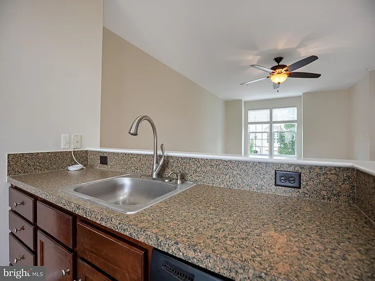 43539 Wild Iris St — Photo 18