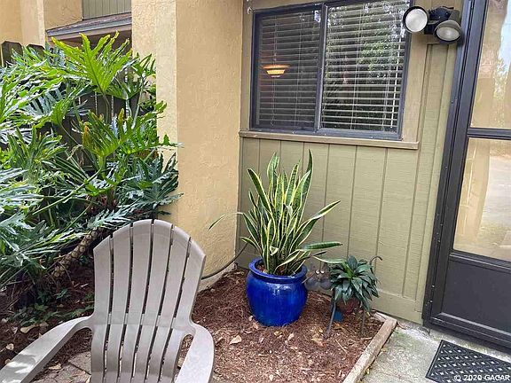 2nd image of 4527 NW 41st Ln
