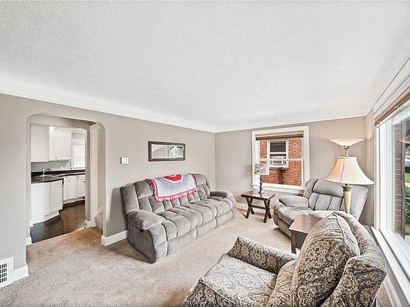 5th image of 3419 Grovewood Ave