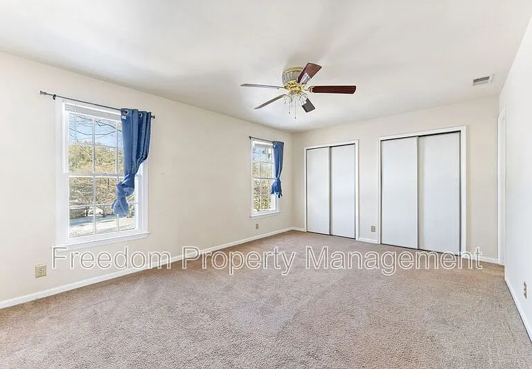 726 Pine Tree Ct — Photo 22