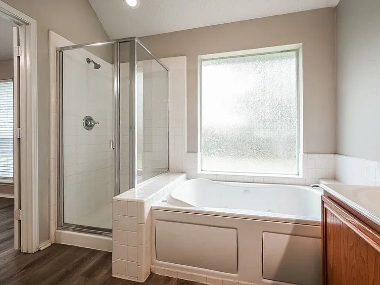 926 Pheasant Dr — Photo 13