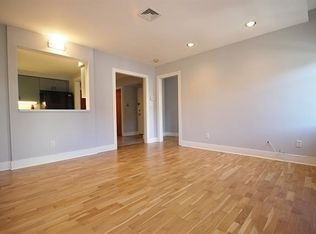 218 Washington St APT 4B, Hoboken, NJ 07030