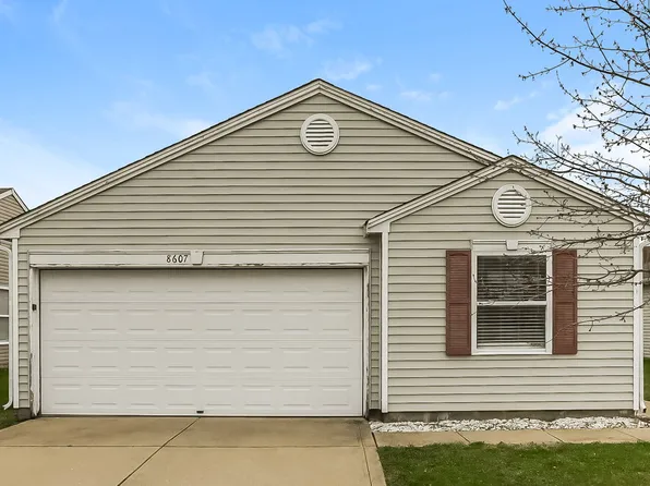 8607 Bluff Point Dr, Camby, IN 46113