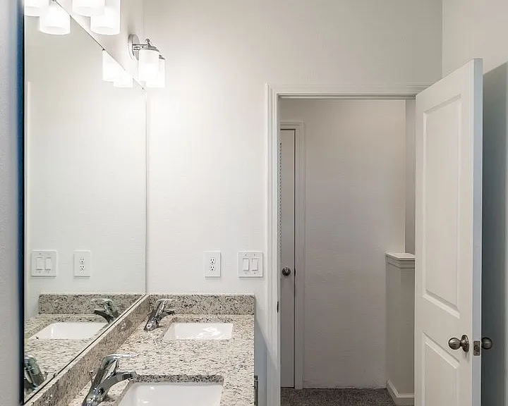 5347 Vista Lago Dr — Photo 22