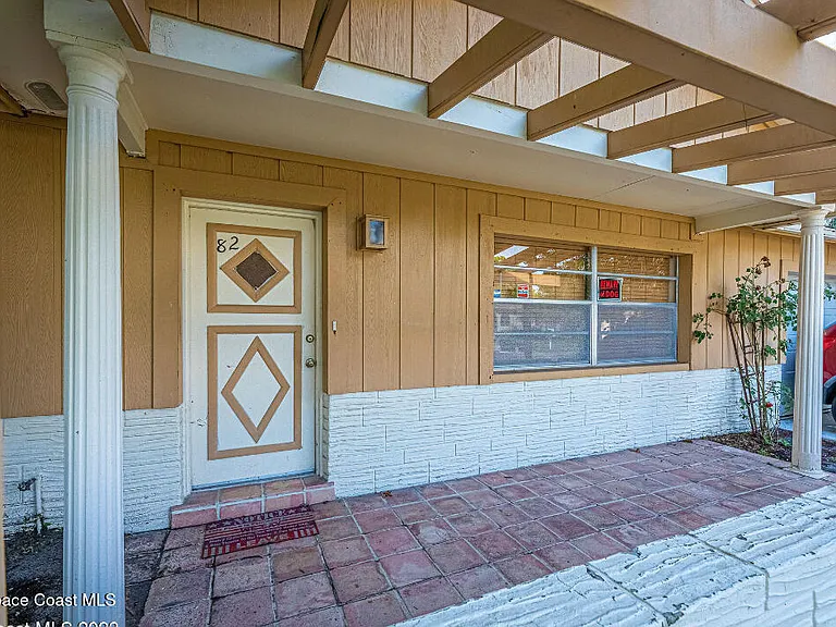82 Haven Dr — Photo 5
