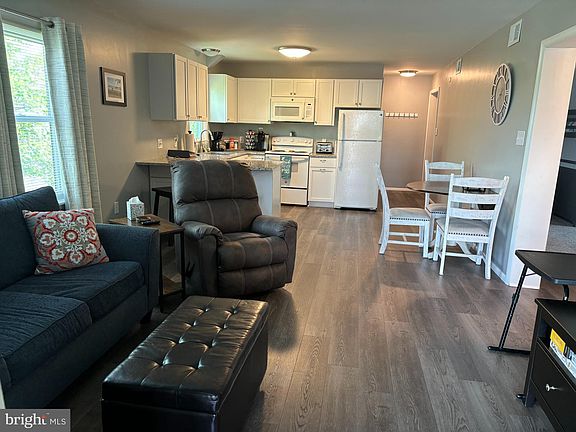 5th image of 34510 Bushnell Ct Unit 7