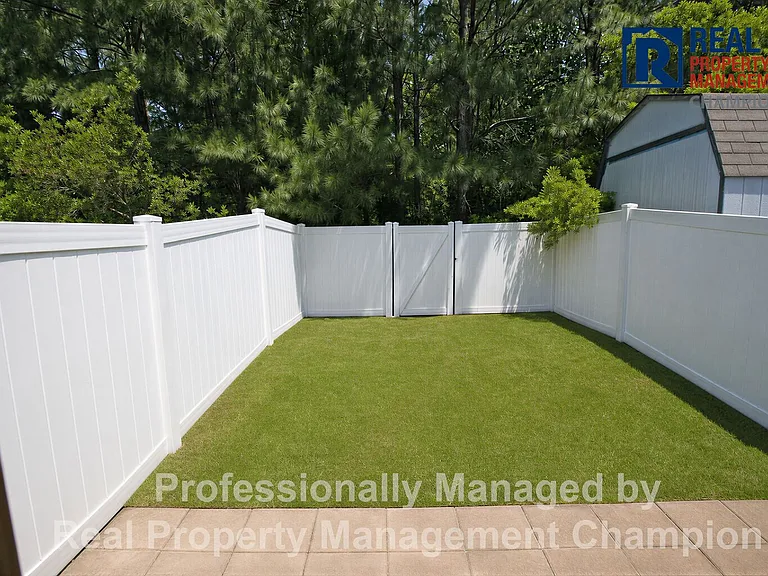 102 Springwood Dr — Photo 19