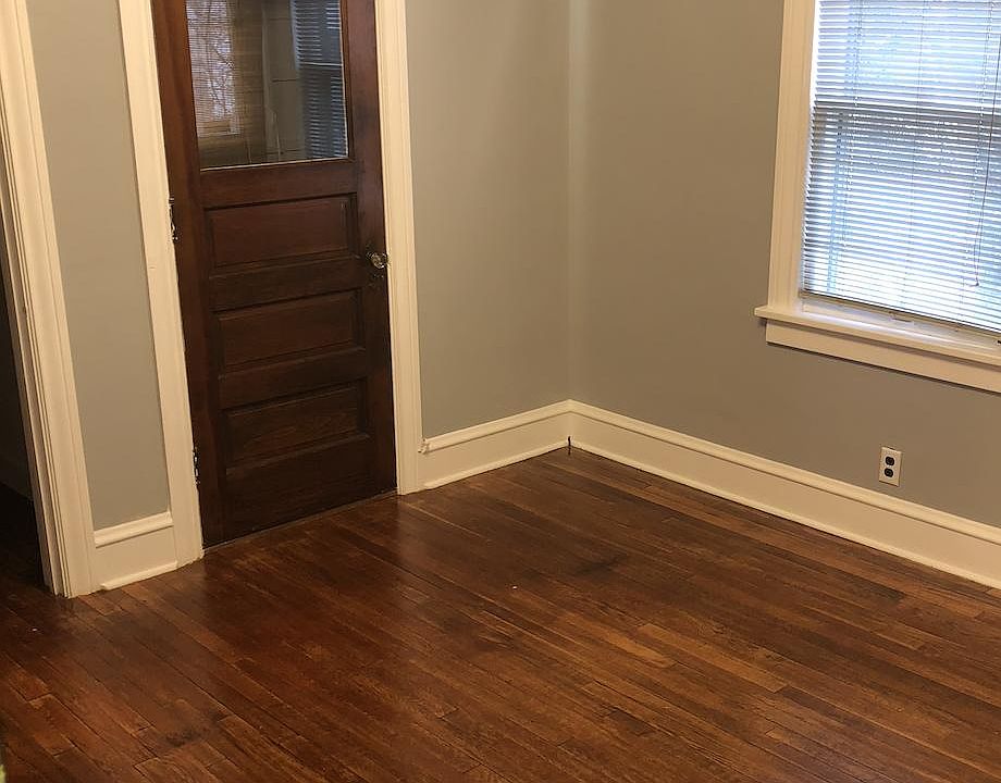 2nd image of 5255 Arch St