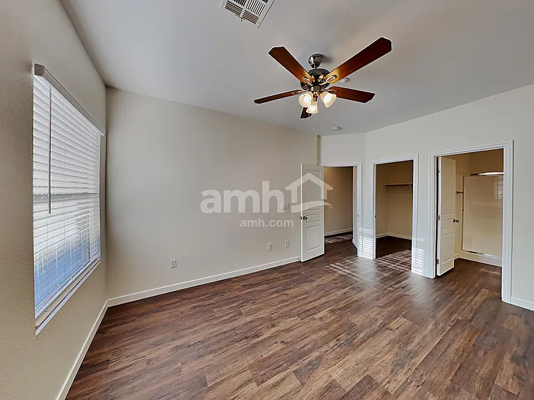 10460 Tuscany Rose Ct — Photo 17