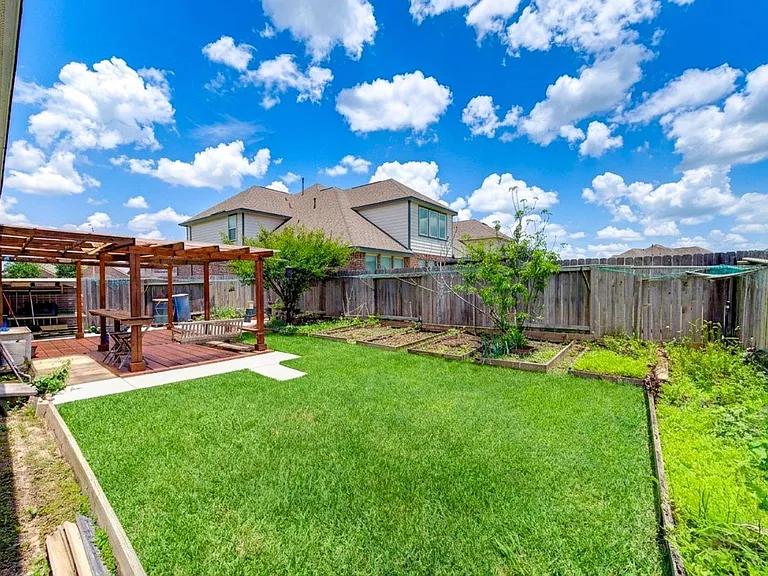 3507 Sunburst Ct — Photo 44