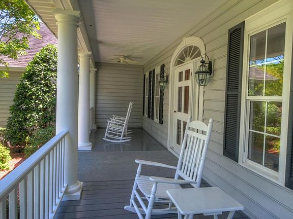 4th image of 113 Gloucester Ct