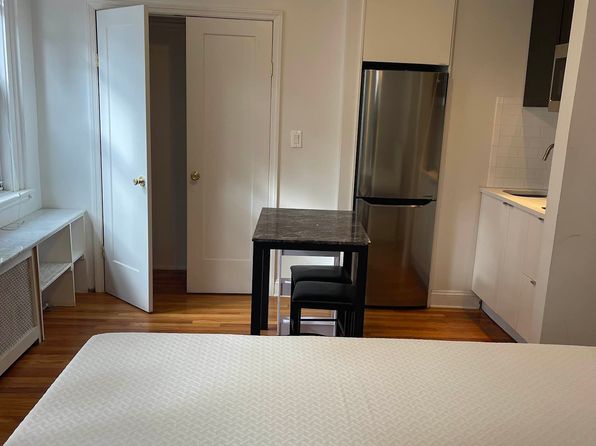 304 E 41st St APT 1307